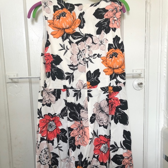 Floral A-line dress - Picture 2 of 3